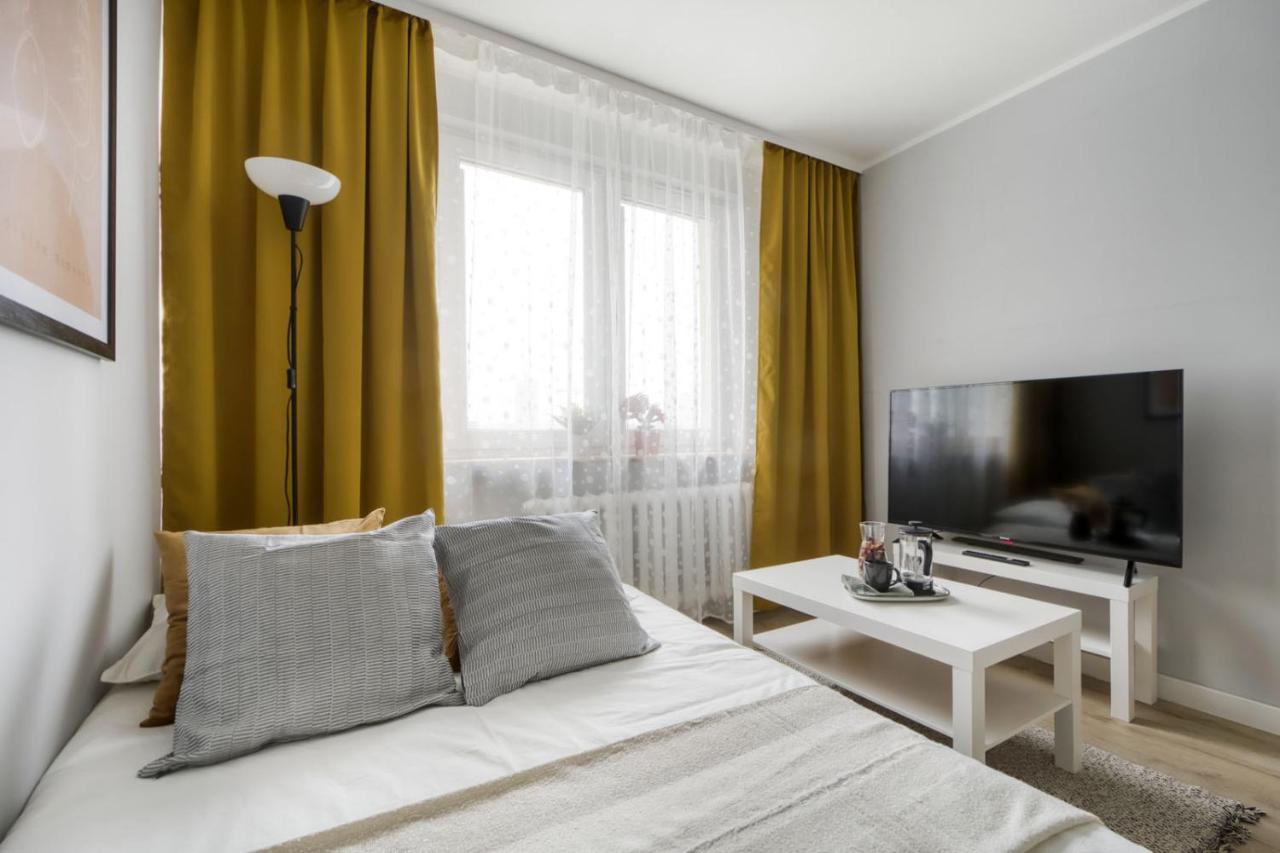 Apartments Centre By Arrenda Warschau Buitenkant foto